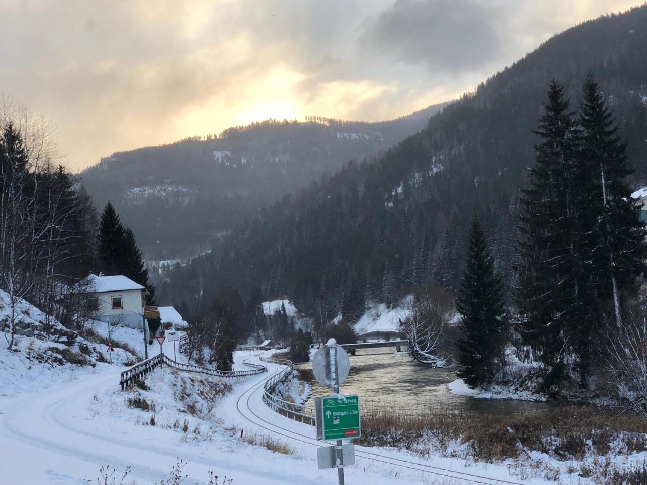 Riverside Ski Apartment Ramingstein 外观 照片